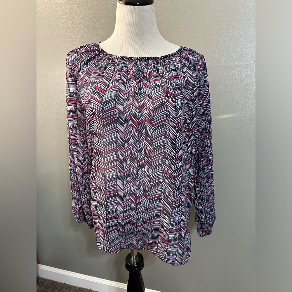 Daisy Fuentes‎ women’s size small, long sleeve blouse